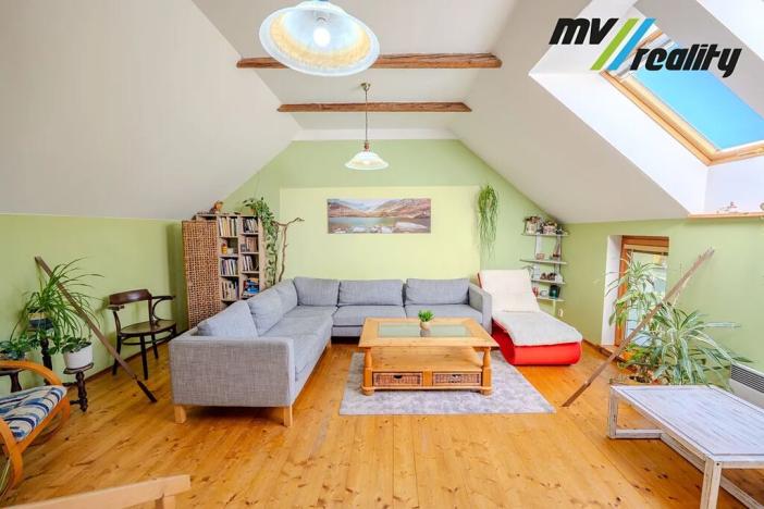 Prodej rodinného domu, Milovice, 178 m2