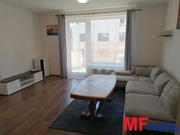 Pronájem bytu 2+kk, Hradec Králové, Farářství, 52 m2