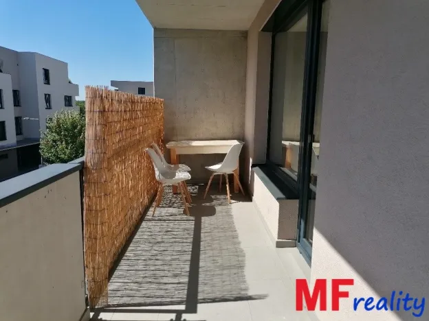 Pronájem bytu 2+kk, Hradec Králové, Farářství, 52 m2