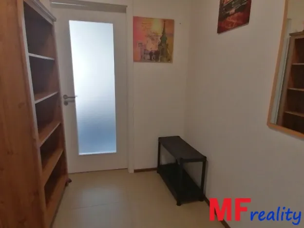 Pronájem bytu 2+kk, Hradec Králové, Farářství, 52 m2