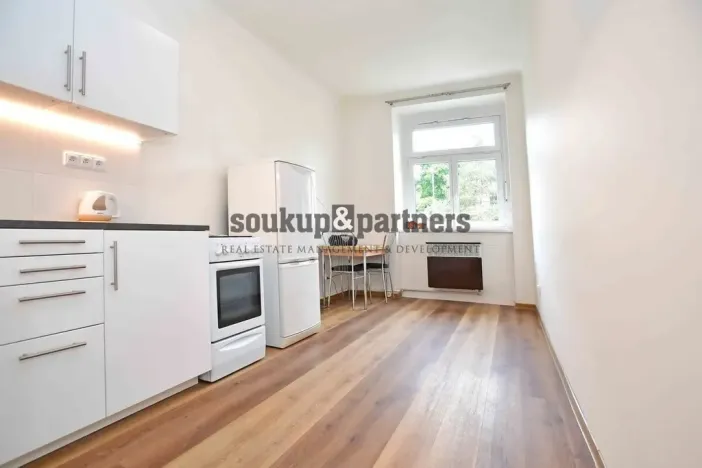 Pronájem bytu 2+kk, Praha - Strašnice, Černokostelecká, 41 m2