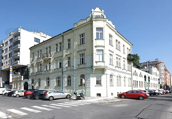 Pronájem kanceláře, Praha - Vinohrady, Chrudimská, 325 m2
