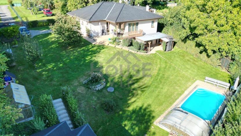 Prodej rodinného domu, Světice, 207 m2