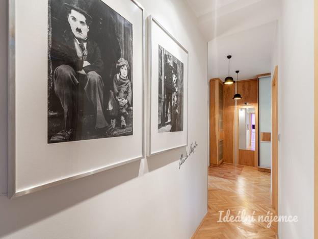 Pronájem bytu 3+1, Praha - Podolí, Na hřebenech II, 82 m2