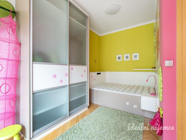 Pronájem bytu 3+1, Praha - Podolí, Na hřebenech II, 82 m2