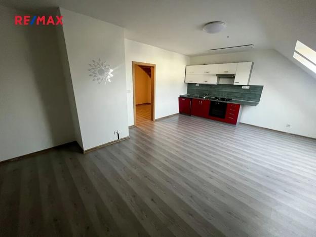 Pronájem bytu 4+kk, Kunovice, Osvobození, 129 m2