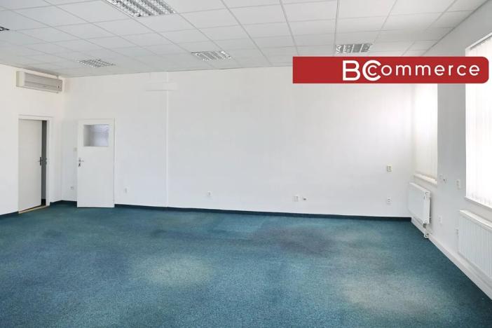 Pronájem komerčního pozemku, Modřice, 1500 m2