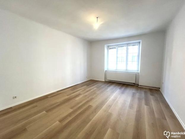 Pronájem bytu 3+1, Olomouc, Wanklova, 96 m2