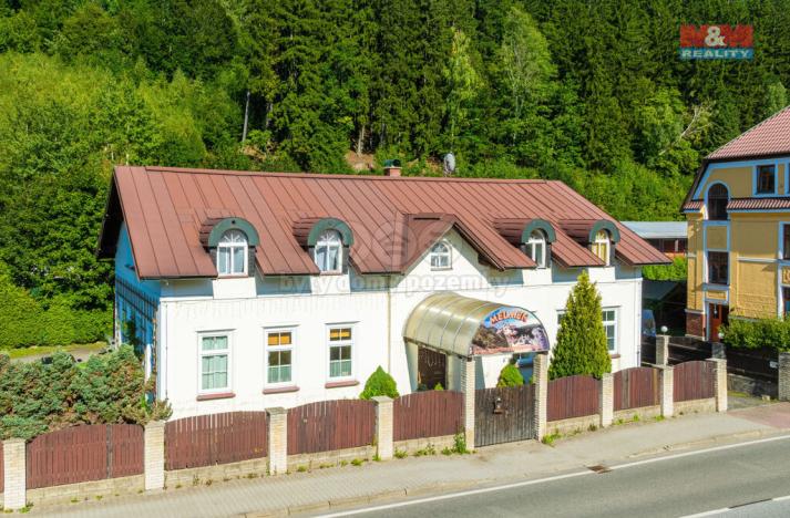 Prodej rodinného domu, Jablonec nad Jizerou, 420 m2