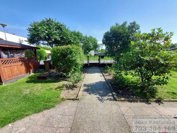 Prodej rodinného domu, Krnov - Pod Bezručovým vrchem, Družstevní, 280 m2