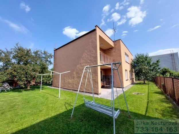 Prodej rodinného domu, Krnov - Pod Bezručovým vrchem, Družstevní, 280 m2