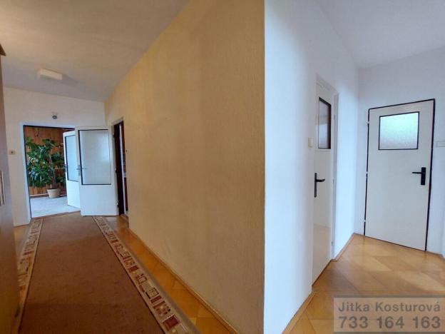 Prodej rodinného domu, Krnov - Pod Bezručovým vrchem, Družstevní, 280 m2