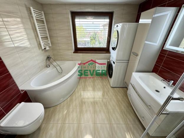 Prodej rodinného domu, Praha - Újezd nad Lesy, Novosibřinská, 220 m2