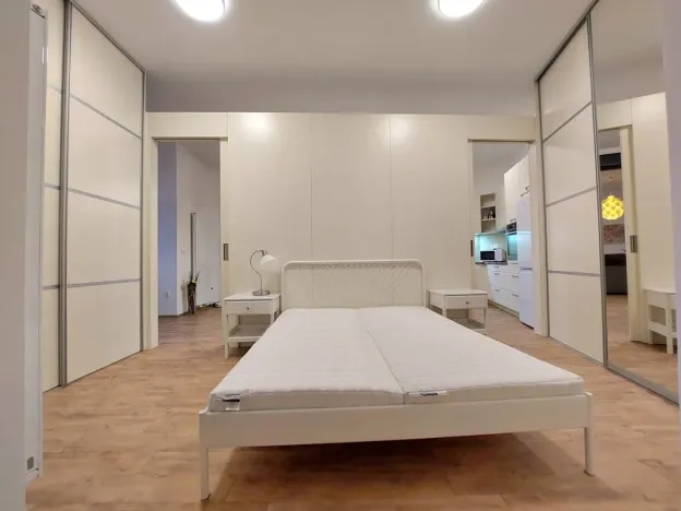 Pronájem bytu 2+kk, Hradec Králové, Škroupova, 71 m2