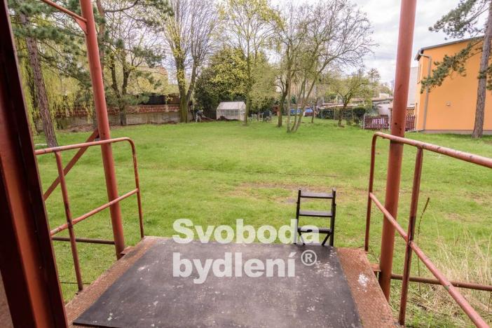 Prodej komerční nemovitosti, Hostomice, Ferrerova, 750 m2