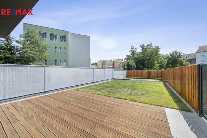 Prodej bytu 2+kk, Hradec Králové - Pražské Předměstí, Gočárova třída, 188 m2