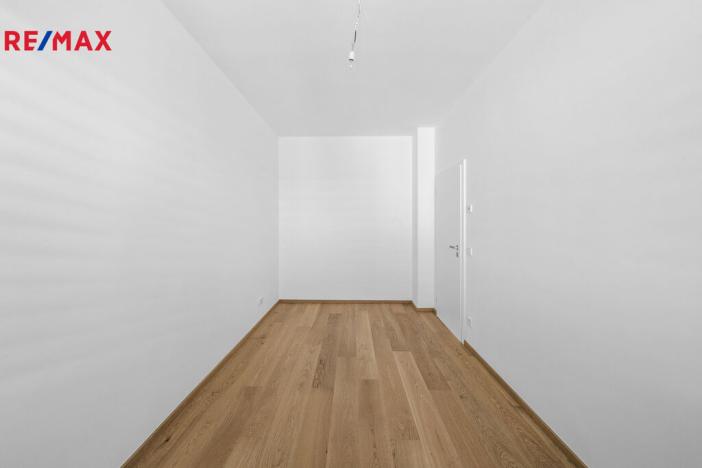 Prodej bytu 2+kk, Hradec Králové - Pražské Předměstí, Gočárova třída, 188 m2