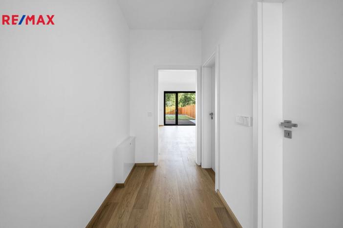 Prodej bytu 2+kk, Hradec Králové - Pražské Předměstí, Gočárova třída, 188 m2