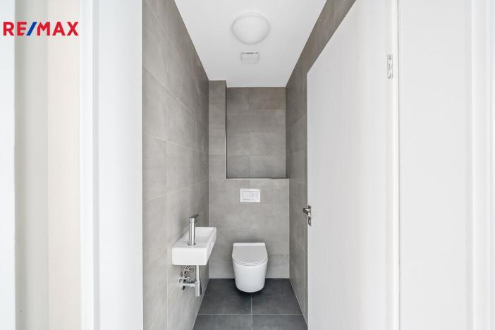 Prodej bytu 2+kk, Hradec Králové - Pražské Předměstí, Gočárova třída, 188 m2