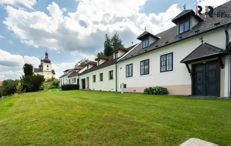 Prodej rodinného domu, Horní Stropnice - Dobrá Voda, 387 m2