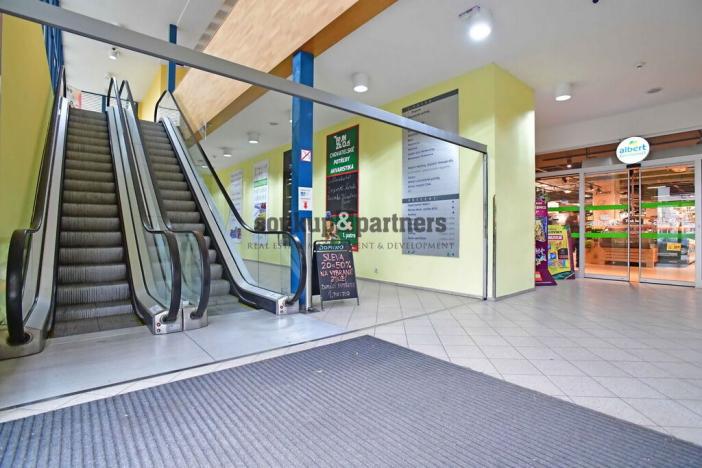 Pronájem obchodního prostoru, Praha - Záběhlice, Hlavní, 25 m2