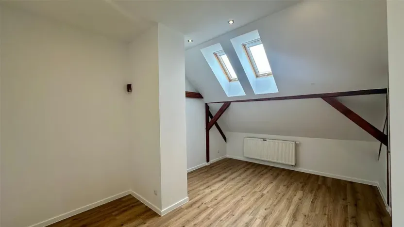 Pronájem bytu 2+kk, Cheb, Karlova, 41 m2