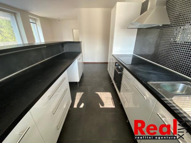 Prodej bytu 3+kk, Praha - Hrdlořezy, U Smetanky, 68 m2