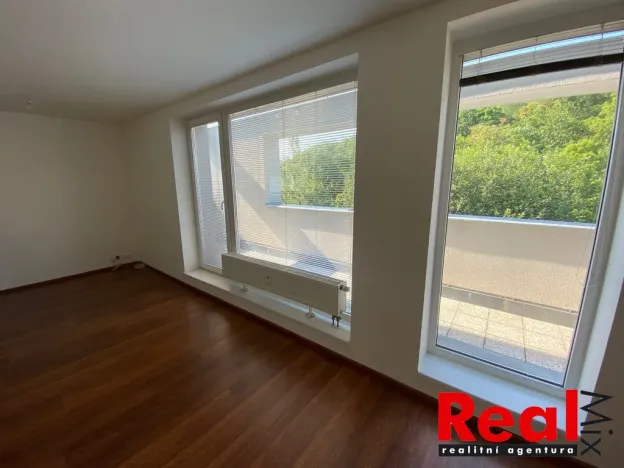 Prodej bytu 3+kk, Praha - Hrdlořezy, U Smetanky, 68 m2