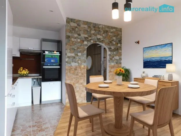 Prodej bytu 2+kk, Česká Lípa, Jihlavská, 41 m2