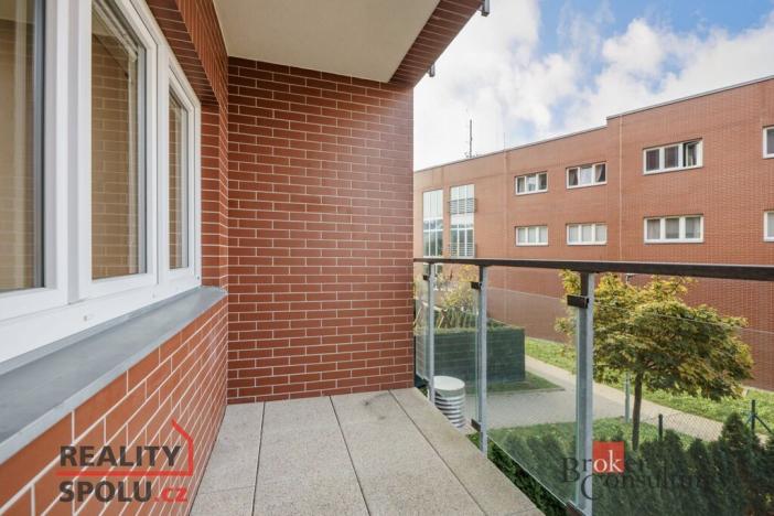 Prodej bytu 2+kk, Praha - Modřany, K Vystrkovu, 56 m2