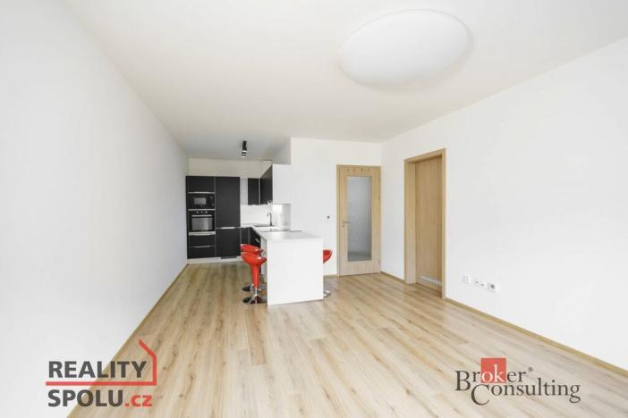 Prodej bytu 2+kk, Praha - Modřany, K Vystrkovu, 56 m2