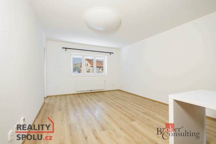 Prodej bytu 2+kk, Praha - Modřany, K Vystrkovu, 56 m2