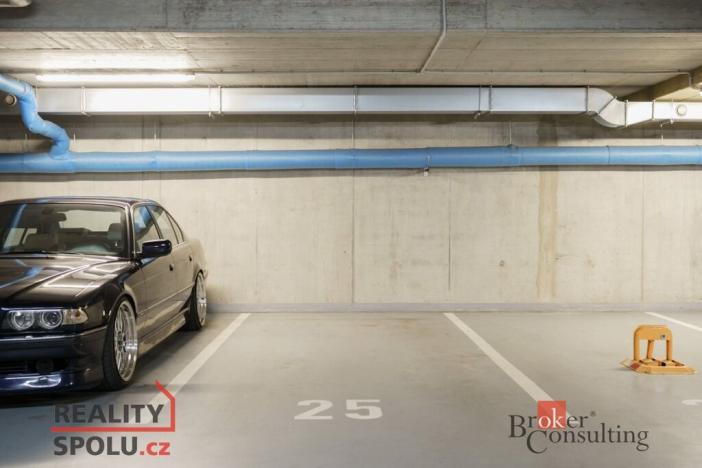 Prodej bytu 2+kk, Praha - Modřany, K Vystrkovu, 56 m2