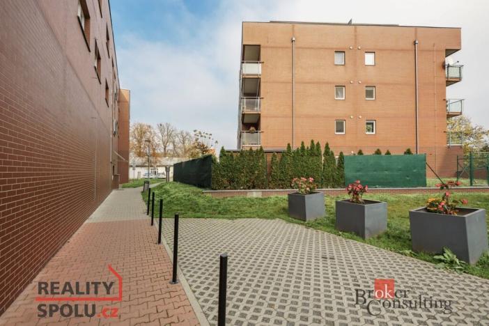 Prodej bytu 2+kk, Praha - Modřany, K Vystrkovu, 56 m2