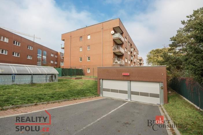 Prodej bytu 2+kk, Praha - Modřany, K Vystrkovu, 56 m2