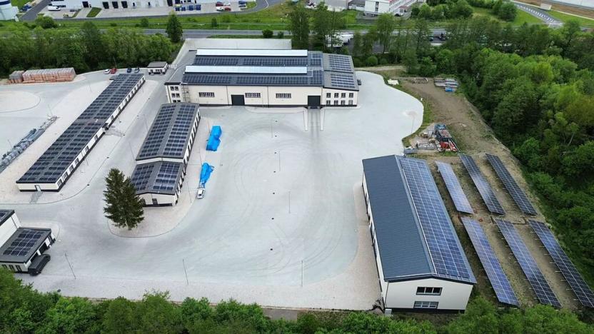 Pronájem skladu, Ostrov, 1550 m2