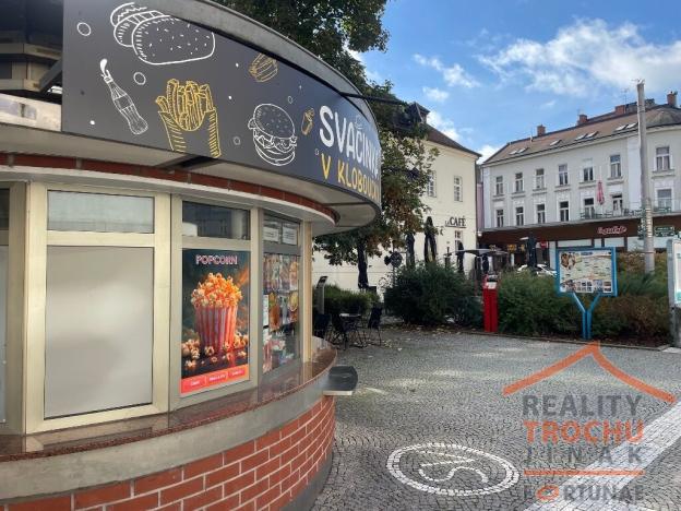 Pronájem komerční nemovitosti, Hradec Králové, Československé armády, 15 m2