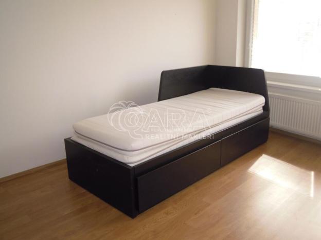 Pronájem bytu 1+kk, Praha, 32 m2