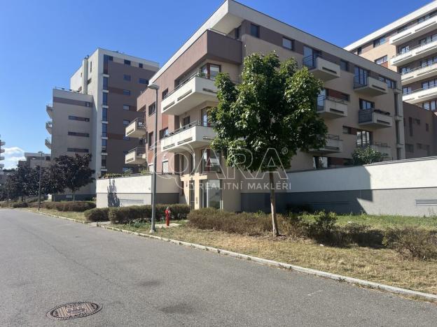 Pronájem bytu 1+kk, Praha, 32 m2