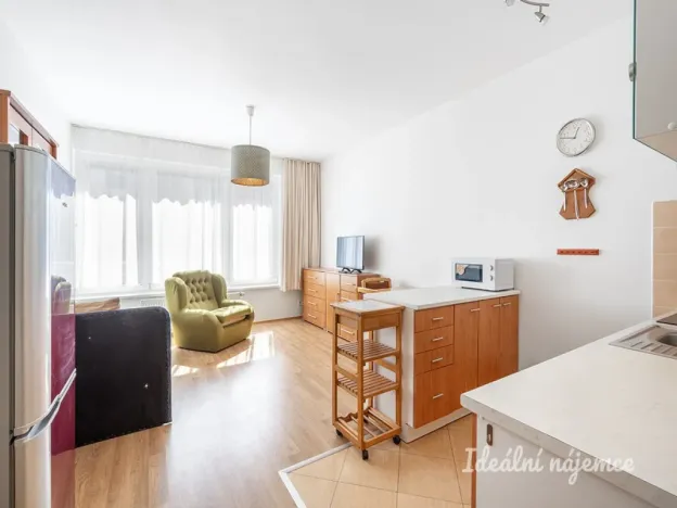 Pronájem bytu 1+kk, Praha - Zličín, Míšovická, 34 m2