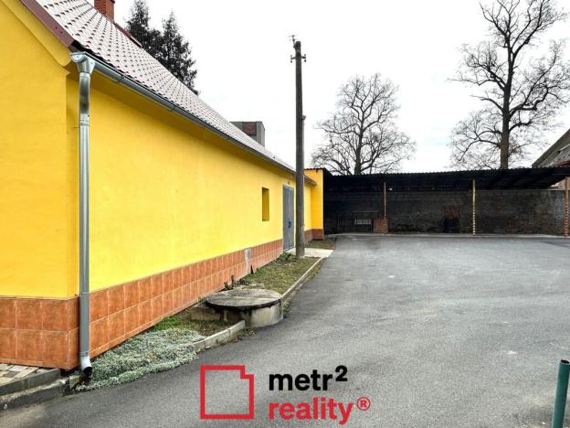 Pronájem obchodního prostoru, Dlouhá Loučka, 1. máje, 122 m2