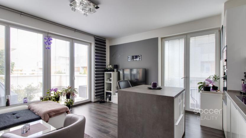 Pronájem bytu 2+kk, Praha - Kyje, Farkašova, 41 m2