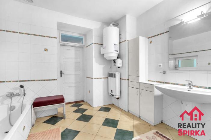 Prodej skladu, Jaroměřice, 282 m2