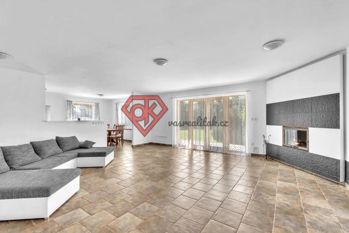 Prodej rodinného domu, Mikulovice, Dlouhá, 349 m2