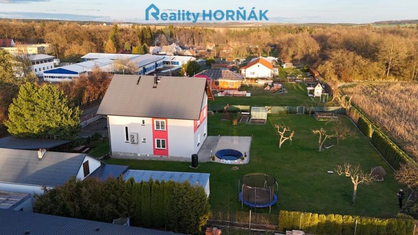 Prodej rodinného domu, Stádlec, 360 m2