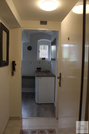 Pronájem bytu 1+1, Karlovy Vary, Na Vyhlídce, 26 m2