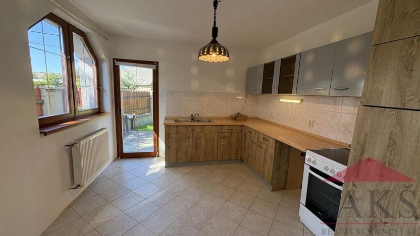 Prodej rodinného domu, Kolinec, 100 m2