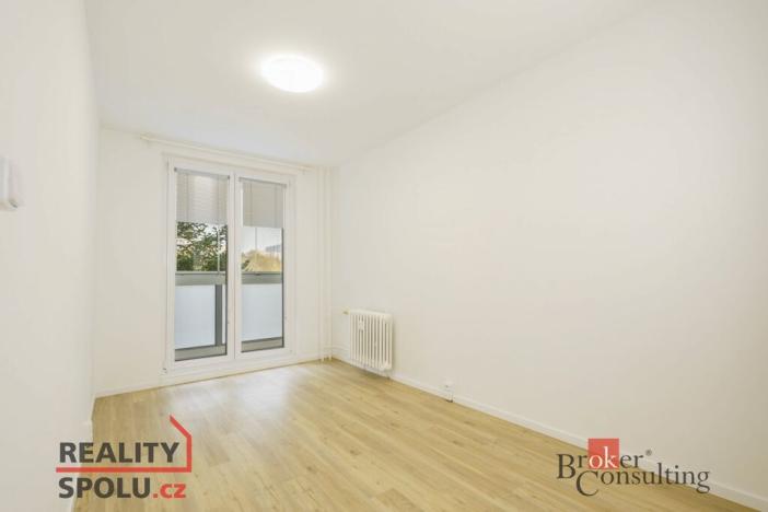 Prodej bytu 3+1, Praha - Modřany, Jordana Jovkova, 62 m2