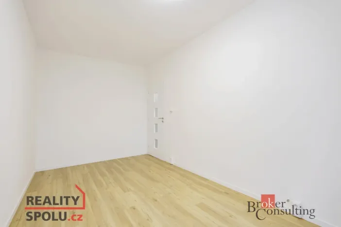 Prodej bytu 3+1, Praha - Modřany, Jordana Jovkova, 62 m2