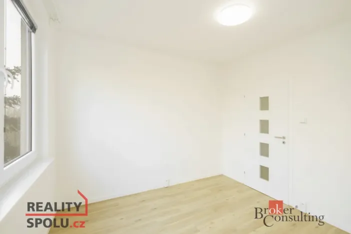 Prodej bytu 3+1, Praha - Modřany, Jordana Jovkova, 62 m2